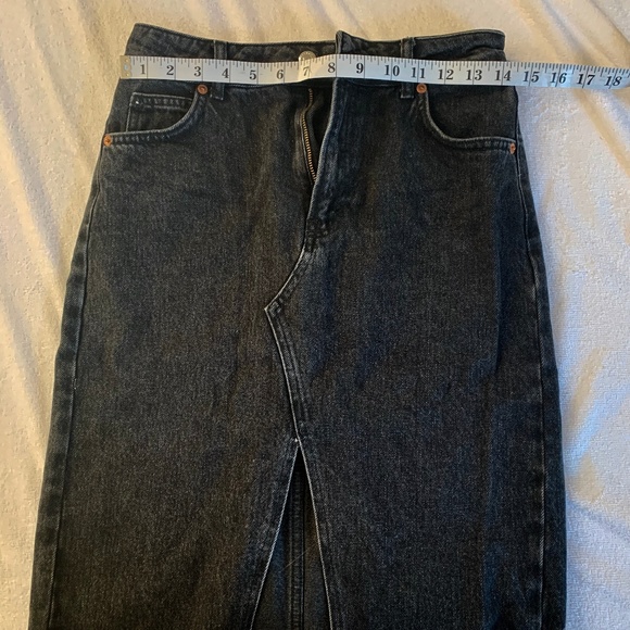 *SOLD* Topshop Black Midi Denim Skirt - Picture 5 of 6